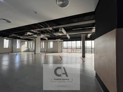 Office space for rent, 1000 sq m, in a prestigious mall in the Golden Square area - finished with air conditioning - Fifth Settlement