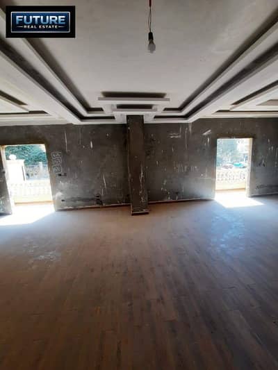 شقة 250 م + 30 م جاردن في النرجس عمارات في التجمع الخامس ثاني نمرة من مسجد فاطمة الشربتلي