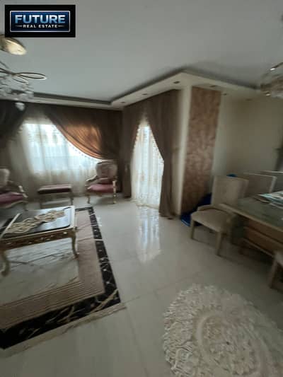 175 m furnished apartment on Salah El-Din Street, Al-Mabahith Division, Al-Hudaba Al-Wasati, Mokattam