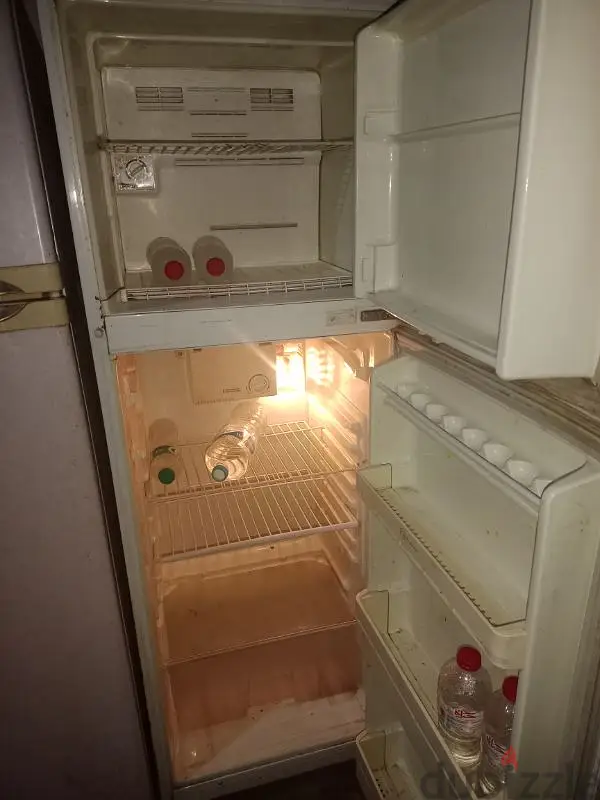 Ideal Refrigerator, 11 Cubic Feet (No Frost), Air Vapor