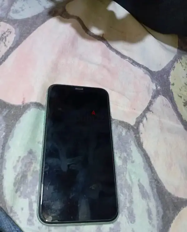 iPhone 1165620453802754121