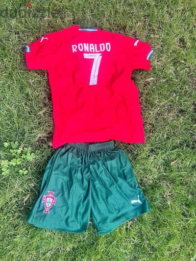 تيشرت منتخب البرتغال الأساسى