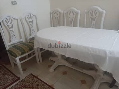 ترابيزة سفره و ٦ كراسي للبيع
