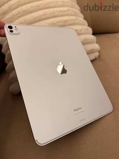 ipad pro m4 13inch 1TB WiFi+cellular +Apple care