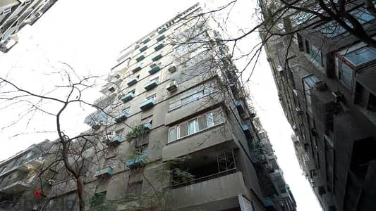 شقة للايجار  فندقية  اول سكن  فى أرقى عمارات المنيل