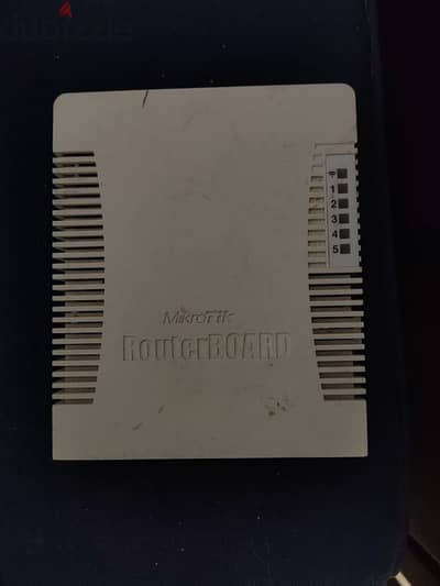 راوتربورد دمج سرعتين او اكتر Mikrotik RB951Ui-2HnD5-Port Wireless