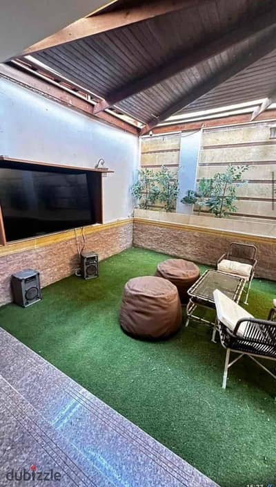 شقة للبيع 300م ارضى بحديقة مدخل خاص فى غرب سوميد 6 اكتوبر بجوار مجمع البنوك Apartment For sale 300m - west somid