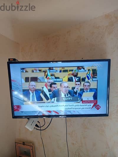 شاشة جاك 32 بوصة بالكرتونة استعمال خفيف