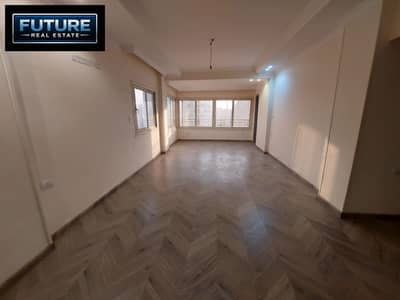 180 m apartment on Ahmed Arabi Main Street in Mohandessin