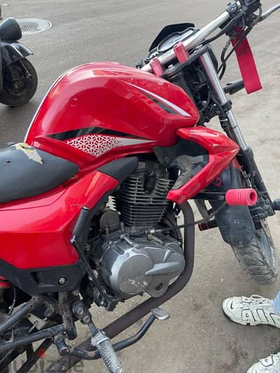 بنيلي vlr sport 200