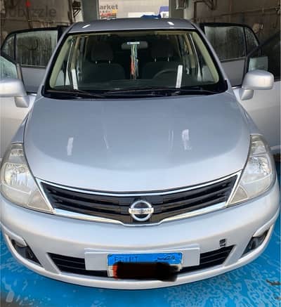Nissan Tiida 2013