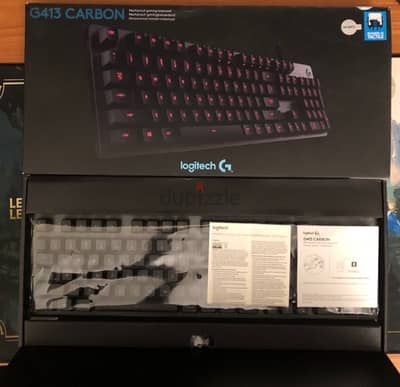 Logitech G413 carbon mechanical gaming keyboard + spare keycaps