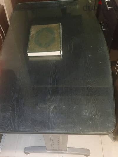 مكتب للبيع