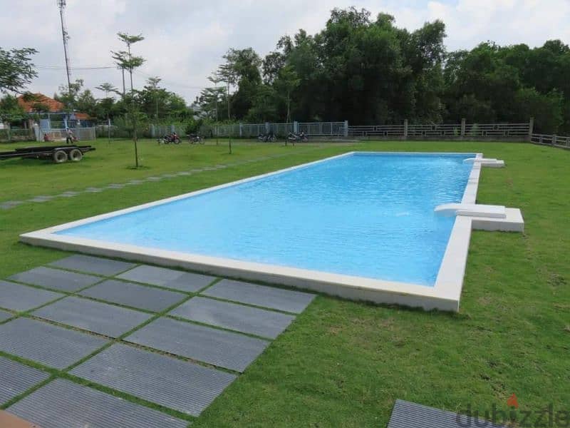 Compact Pools 15