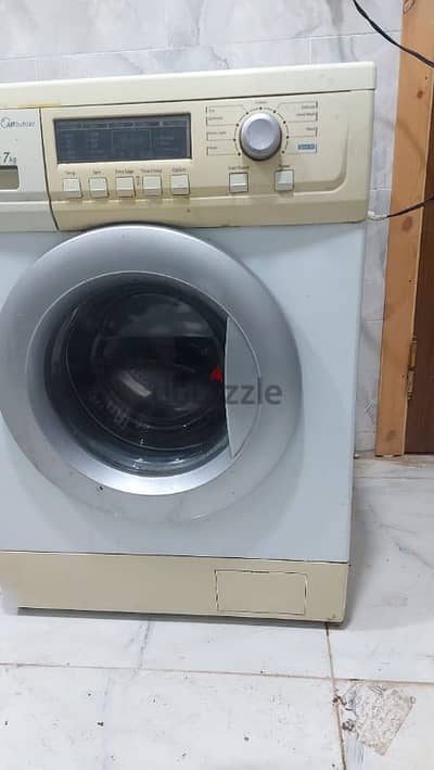 للبيع غساله اتوماتيك دايوا ايطالى 7 ك بحالة ممتازة جدا