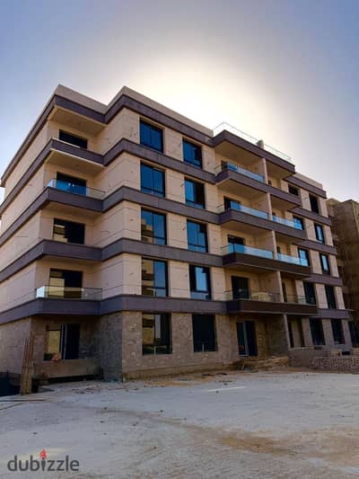 دوبلكس معاه جاردن 54متر بفيو حمام سباحة ولاند سكيب من تاج مصر كمبوند ديجويا زايد الجديدة - مباشر علي طريق القاهرة اسكندرية الصحراوي