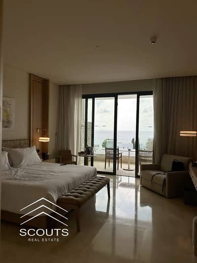 Fully furnished Hotel unit for immediate occupancy for sale with a Nile view on the Maadi Corniche managed by the Intercontinental Hotel