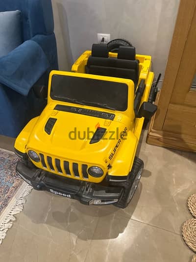 عربيه أطفال كهربائيه