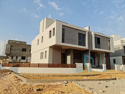 Own a premium Twin House in Vinci, New Administrative Capital, with a down payment of EGP 15.5 million, immediate delivery, and a land area of 309 sqm Own a premium Twin House in Vinci, New Administrative Capital, with a down payment of EGP 15.5 million, immediate delivery, and a land area of 309 sqm