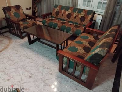 انتريه زان مفكو كنبه 3 + كنبه 2 + فوتيه + ترابيزه 120 سم بالزجاج