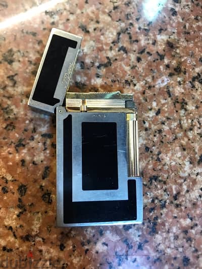 s. t dupont lighter