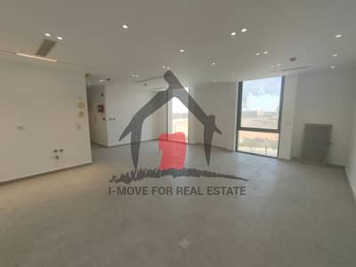 Office for Rent in O‑West Business District