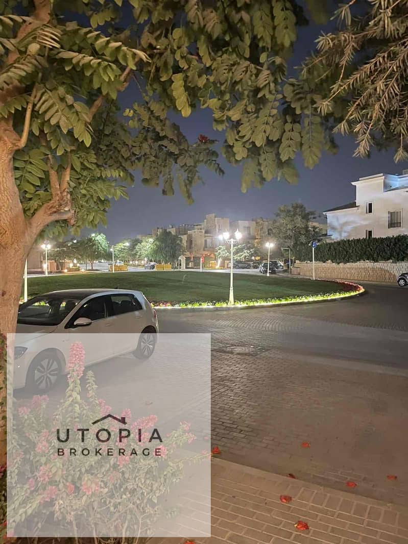 4 Bedrooms 298 sq.M Townhouse for sale 30,000,000 EGP in Mountain View - October Park Compound, 6th of October