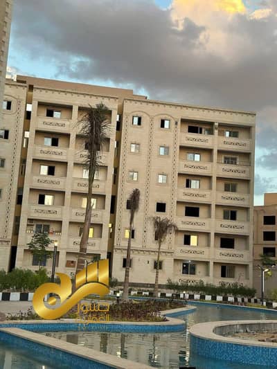 Apartment for sale in October Gardens 173 meters in the Exora compound opposite Dreamland, apartment for sale in the most upscale compound in October Gardens, very prime location on the Al-Wahat road opposite Dreamland