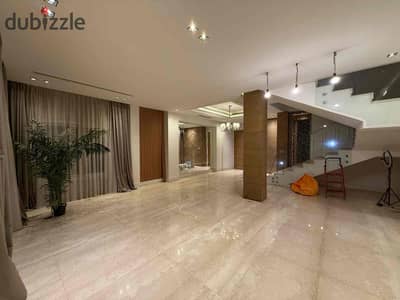 فيلا تاون هاوس كورنر للايجار كمبوند زايد ديونز الشيخ زايد مطبخ و تكيفات Villa Town House For Rent Compound Zayed Dunes El Sheikh Zayed
