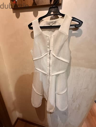 guess short dress size small