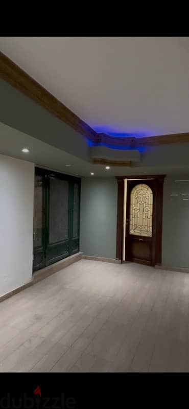عياده للإيجار