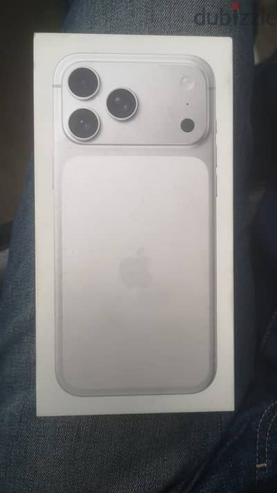IPhone 17 Pro Max 256 Color  Silver