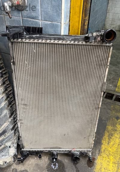 ردياتير النجمه مرسيدس e180 W212