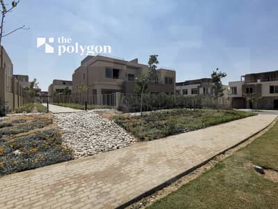 Twinhouse 359 meters 4 bedrooms in palm valley Ready to move