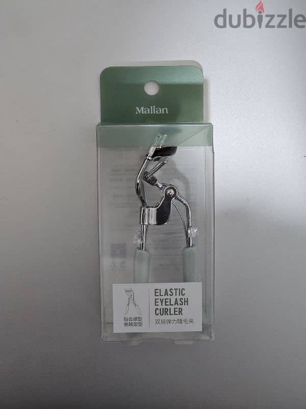 Eyelash Curler 1