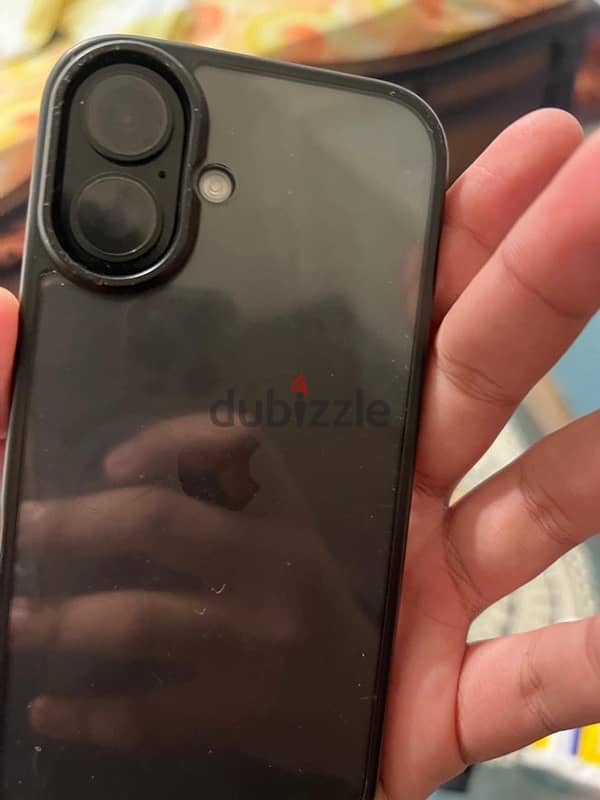 iPhone 16 3