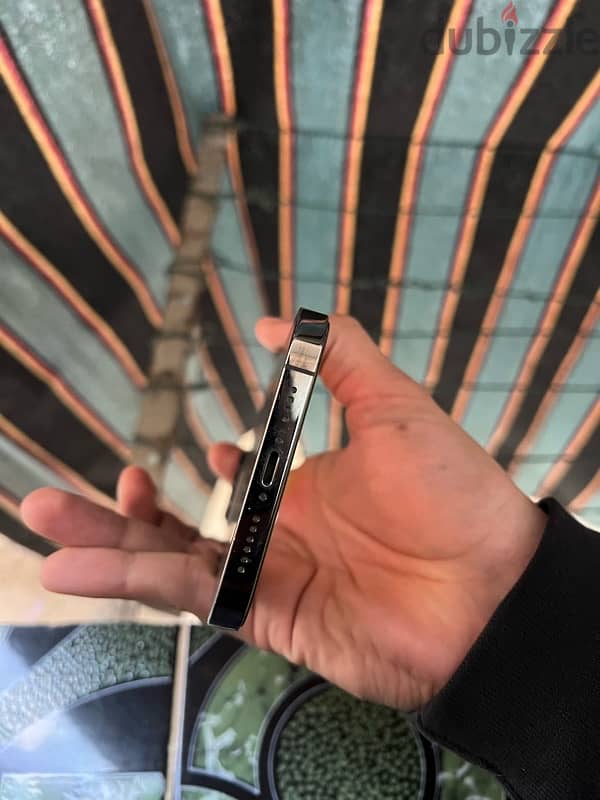 iphone 12 pro max 2