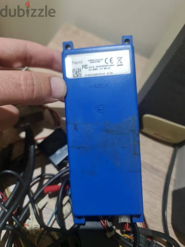 Parrot  Bluetooth system. 5