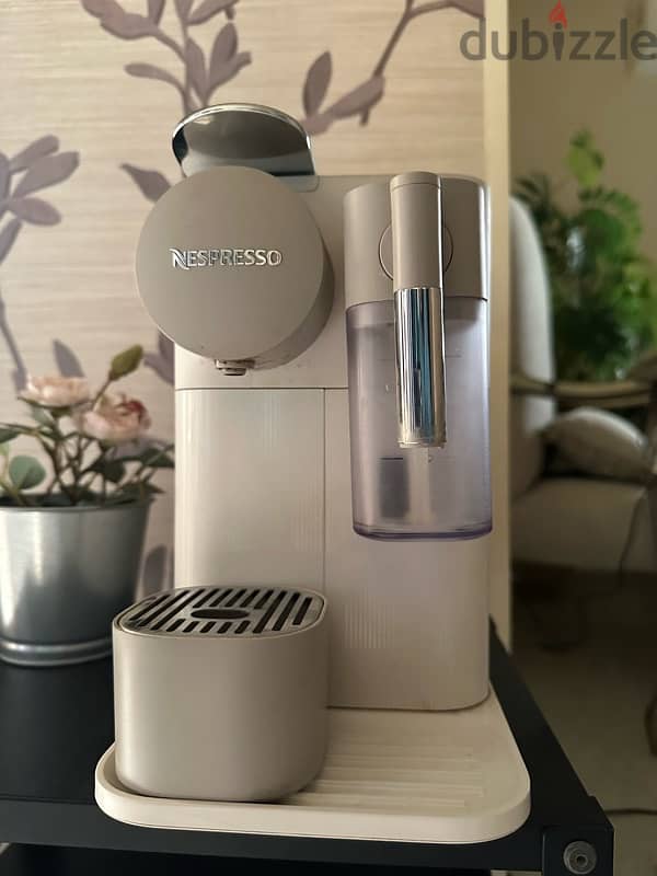 Nespresso Lattissima One 2