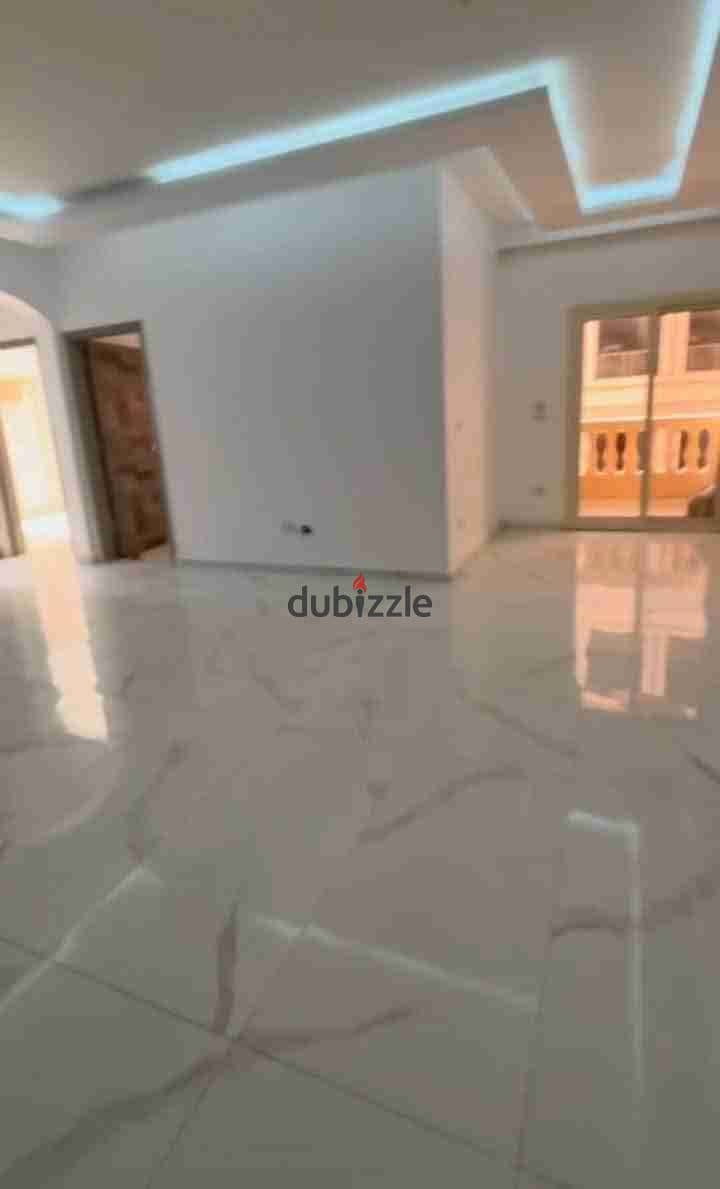 4 Bedrooms 175 sq.M Apartment for rent 15,000 EGP in El Lotus, 5th Settlement