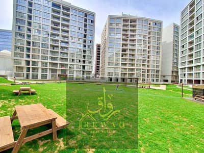 ستديو للبيع بمشروع وان قطاميه لقطه بسعر ممتاز استلام فورى