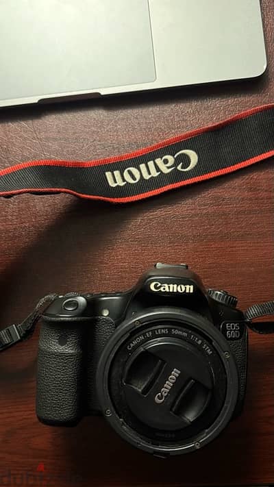 Canon eos 60d with 50mm lens and original battery