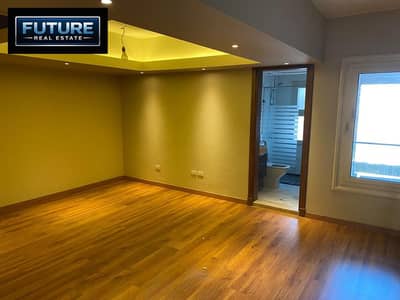 Apartment 550 m first row on the Nile Corniche, Maadi next to Hilton Tower and Al-Badrawy Hospital