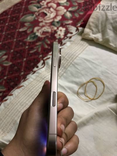 iPhone 16pro max desert
