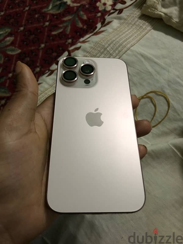 iPhone 16pro max desert 2