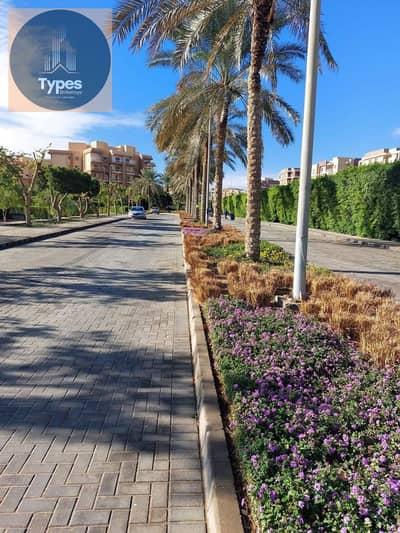 Fully finished apartment for sale at a very special price per square meter. 105 square meters, 3 rooms, 1 bathroom. Available furnished or unfurnished