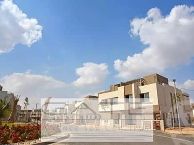 Twin house for sale at the lowest price + largest resale area in Palm Valley Compound, Palm Hills, Sheikh Zayed.
