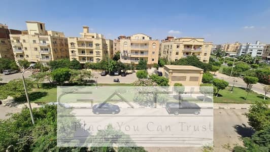 شقة لقطة للبيع ريسيل كمبوند كازا بيفرلي هيلز الشيخ زايد موقع مميز متشطبة ومفروشة بالكامل
