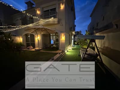 Ready-to-move-in townhouse in El Patio 6 - Ultra Super Lux finishing, fully furnished and equipped - Immediate occupancy - Minutes from New Giza