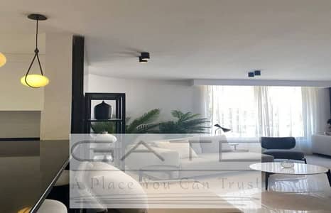 شقة صف اول لاجون للبيع في ماونتن فيو اي سيتي اكتوبر – التوسعات الشمالية 2 غرفة- اقساط حتى 2030 - استلام ديسمبر 2027
